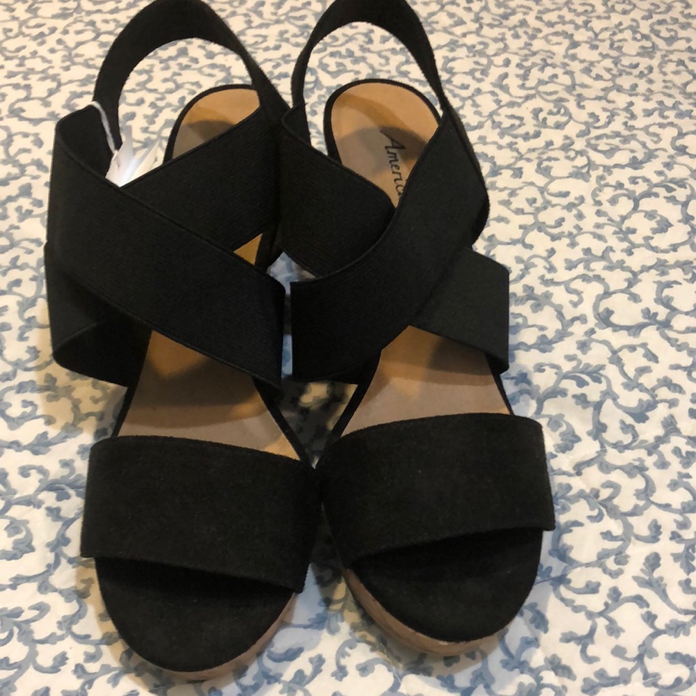 Wedge sandals